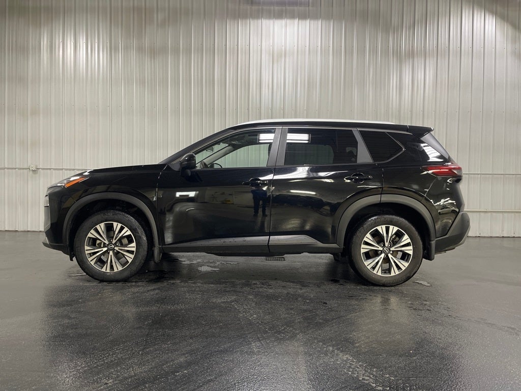 2022 Nissan Rogue SV Premium Package